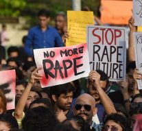 Inde: une écolière aveugle de 15 ans est violée par deux de ses professeurs